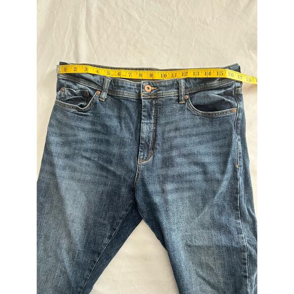 Pilcro Embroidered Sequin High Rise Slim Straight Crop Jeans Womens Size 31 Boho - Picture 9 of 12